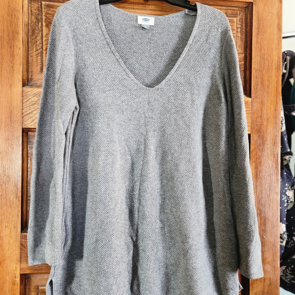 Old Navy Heather Gray Knit Sweater